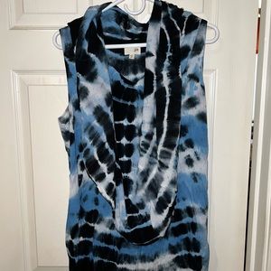 JOH Tie Dye flowy top women’s size Small blue and black 70’s style